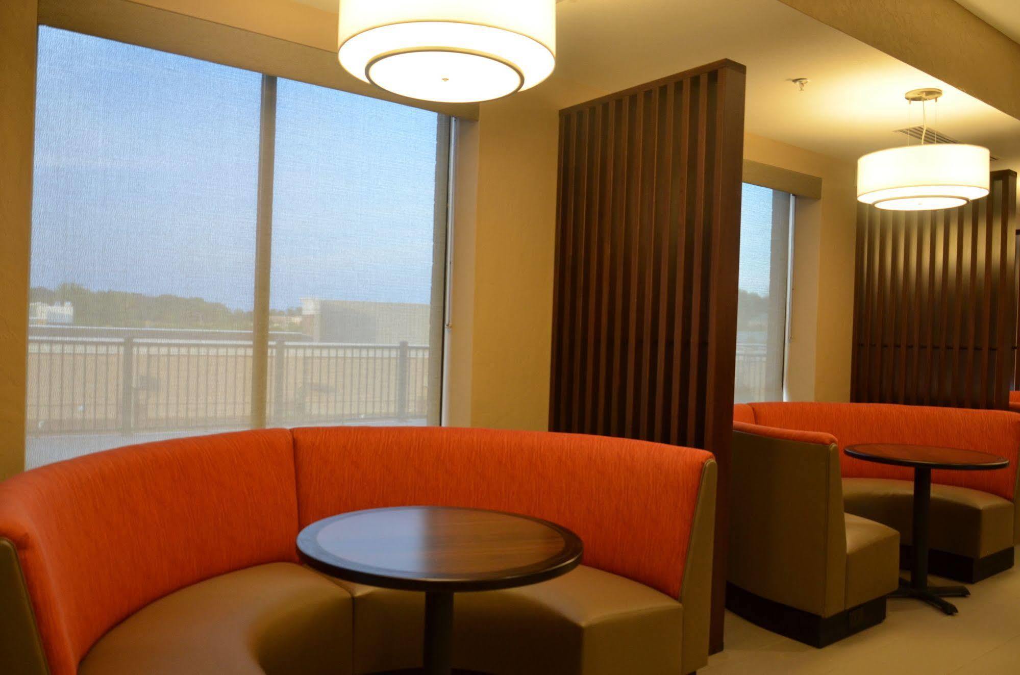 Comfort Suites Florence - Cincinnati South Экстерьер фото